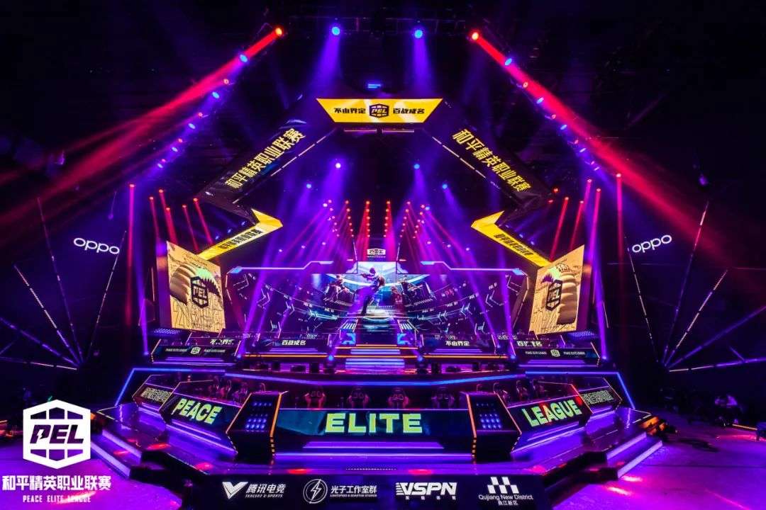 在球员与俱 在球员与俱