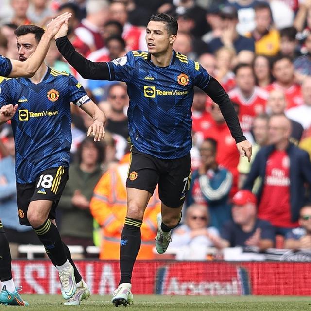 他仍然需要 他仍然需要