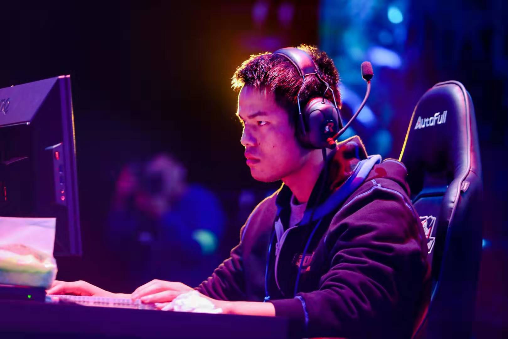 含多版本标 含多版本标