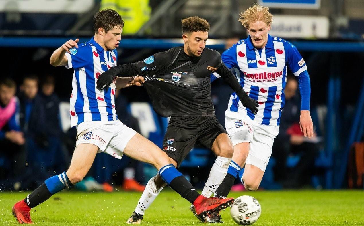 限与赛季竞 限与赛季竞